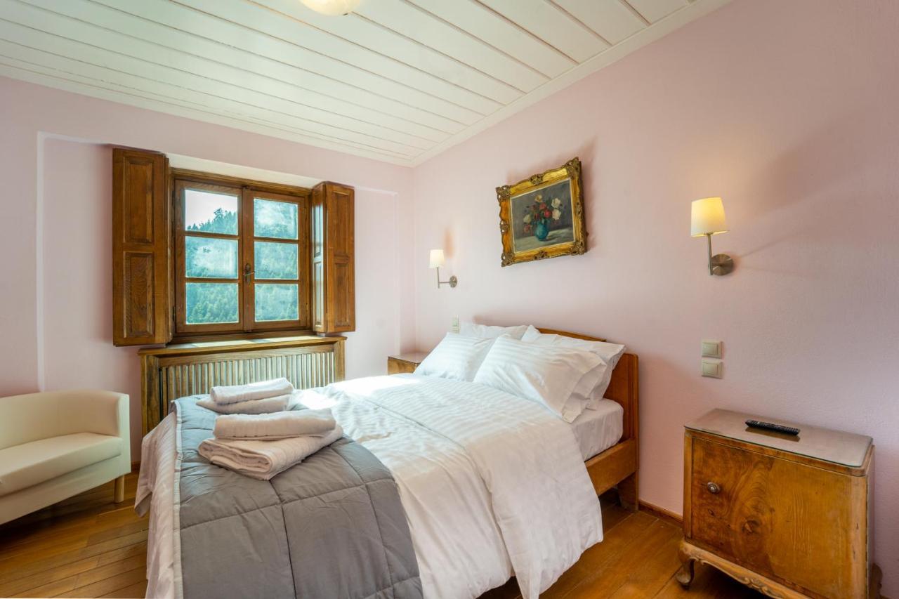 Maisonette Korfes-Κορφές-Μ Δύο Αυτόνομοι Όρoφοι Της Βίλας Κορφές Για Οικογένειες Και Μικρές Παρέες Karpenisi Bagian luar foto